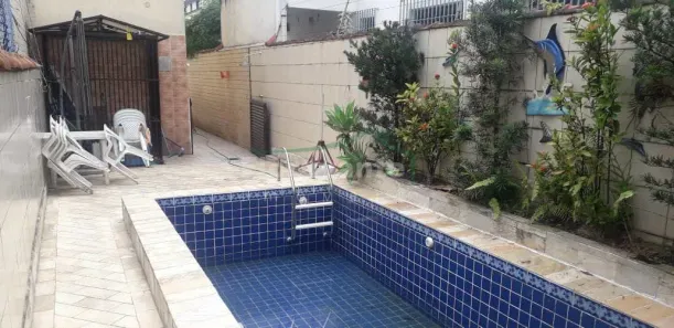 Casa com 3 Quartos à venda, 184m² no Campo Grande, Santos