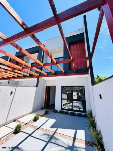 Sobrado com 3 Quartos à venda, 113m² no Saguaçu, Joinville