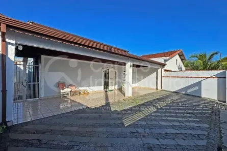 Casa com 6 Quartos à venda, 156m² no Balneario Flórida, Peruíbe