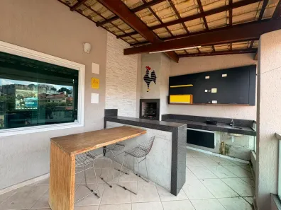 Casa com 3 Quartos para alugar, 127m² no Santa Mônica, Belo Horizonte