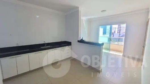 Apartamento com 2 Quartos para alugar, 76m² no Alto Umuarama, Uberlândia