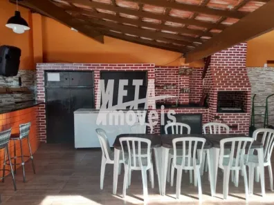 Casa com 3 Quartos à venda, 235m² no Parque Santa Helena, Campos dos Goytacazes