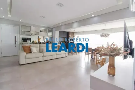 Apartamento com 3 Quartos à venda, 128m² no Vila Firmiano Pinto, São Paulo