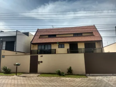 Casa com 5 Quartos à venda, 249m² no Cajuru, Curitiba