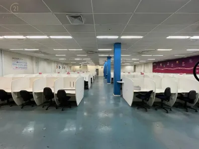 Sala Comercial para alugar, 2000m² no Leonor, Londrina