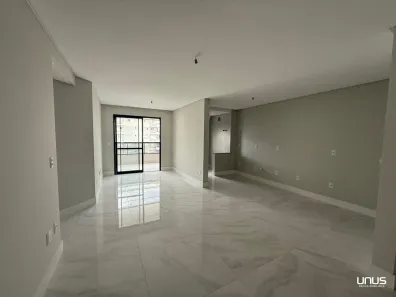 Apartamento com 3 Quartos à venda, 118m² no Campinas, São José