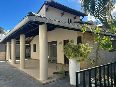 Casa de Condomínio com 3 Quartos à venda, 250m² no Centro, Lauro de Freitas