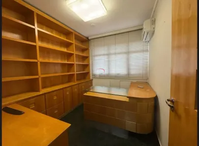 Sala Comercial para alugar, 88m² no Centro, Londrina