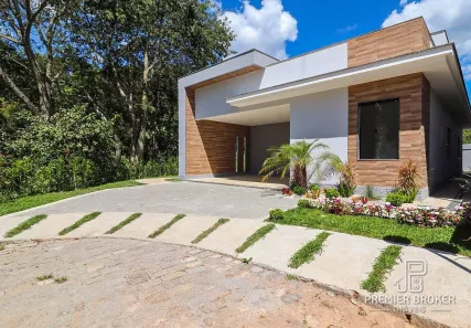 Casa de Condomínio com 3 Quartos à venda, 136m² no Albuquerque, Teresópolis