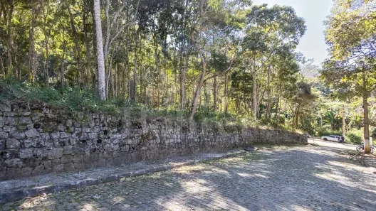 Lote/Terreno à venda, 619m² no Cônego, Nova Friburgo