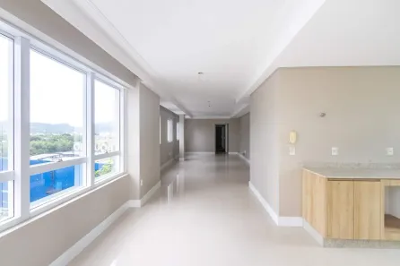 Apartamento com 3 Quartos à venda, 136m² no Centro, Balneário Camboriú