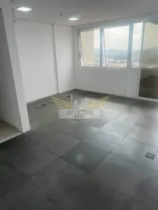 Sala Comercial à venda, 34m² no Novo Homero Thon, Santo André