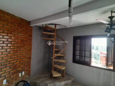 Casa com 2 Quartos à venda, 200m² no Glória, Porto Alegre