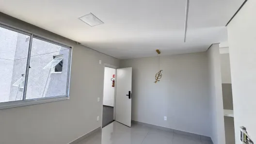 Apartamento com 2 Quartos para alugar, 45m² no Colonial, Contagem
