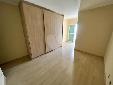 Sobrado com 3 Quartos à venda, 247m² no Vila Alice, Santo André
