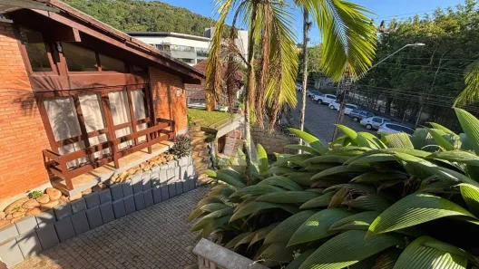 Casa com 3 Quartos à venda, 300m² no Saguaçu, Joinville