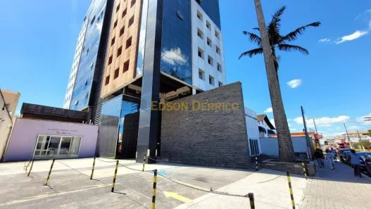 Sala Comercial para venda ou aluguel, 47m² no Centro, Pindamonhangaba
