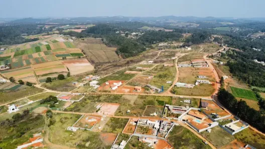Lote/Terreno à venda, 600m² no Centro, Ibiúna