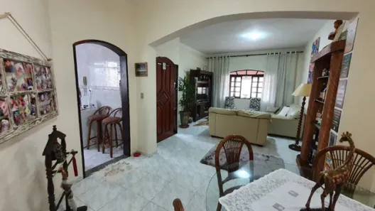 Casa com 4 Quartos à venda, 242m² no Jardim Terras de São João, Jacareí