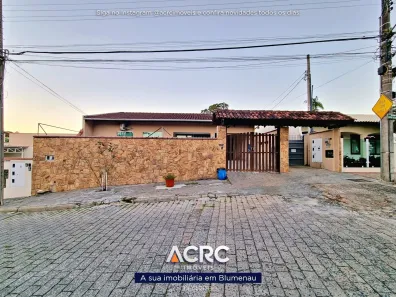 Casa com 4 Quartos para alugar, 120m² no Escola Agrícola, Blumenau
