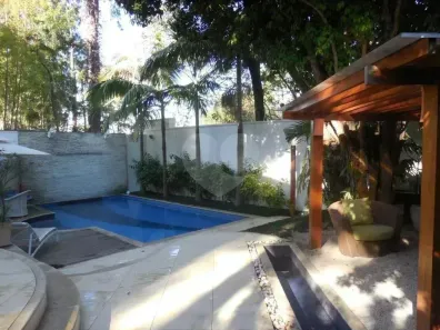 Casa de Condomínio com 4 Quartos para alugar, 827m² no Chácara Monte Alegre, São Paulo