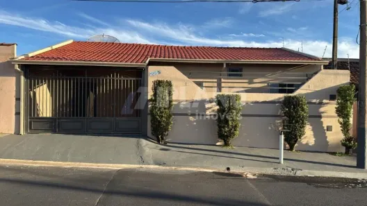Casa com 3 Quartos à venda, 110m² no Parque Santa Felícia Jardim, São Carlos