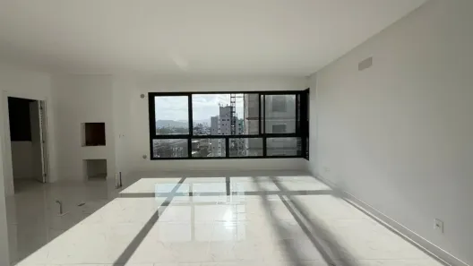 Apartamento com 3 Quartos à venda, 130m² no Centro, Balneário Camboriú