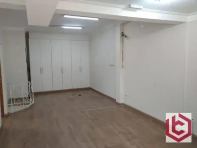Sala Comercial à venda, 150m² no Centro, Santos
