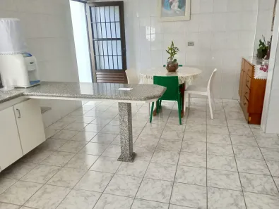 Sobrado com 3 Quartos à venda, 326m² no Vila Palmares, Santo André