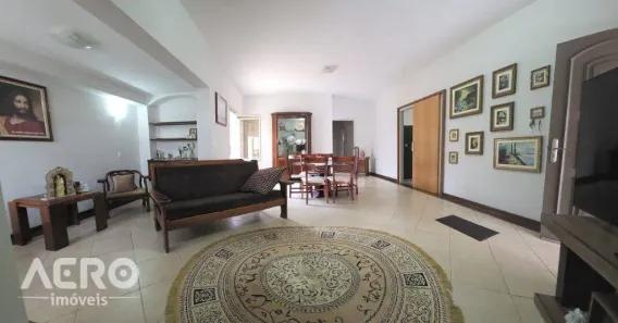 Casa de Condomínio com 4 Quartos à venda, 190m² no Jardim Estoril, Bauru