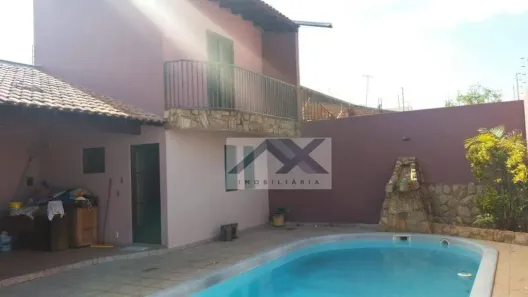 Casa com 3 Quartos à venda, 300m² no Jardim Aeroporto, Bauru