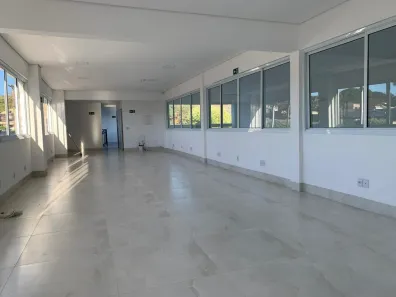 Galpão/Depósito/Armazém à venda, 538m² no Jaraguá, Uberlândia