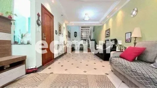 Sobrado com 4 Quartos à venda, 212m² no Vila Assunção, Santo André