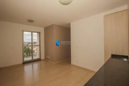 Apartamento com 3 Quartos para alugar, 68m² no Guaíra, Curitiba