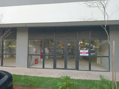 Ponto Comercial para alugar, 88m² no Jardim São Luís, São Paulo