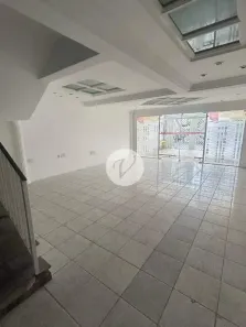 Imóvel Comercial com 4 Quartos à venda, 213m² no Vila Bastos, Santo André