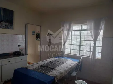 Casa com 2 Quartos à venda, 180m² no Centro, Itatiba