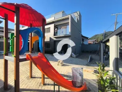Casa de Condomínio com 4 Quartos à venda, 188m² no Itaipu, Niterói