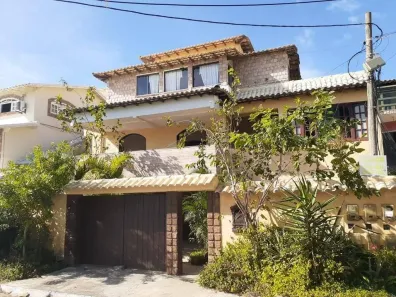 Imóvel Comercial com 13 Quartos à venda, 348m² no Vila do Sol, Cabo Frio