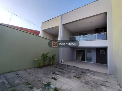 Casa com 3 Quartos à venda, 185m² no Edson Queiroz, Fortaleza