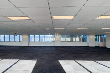 Sala Comercial para alugar, 457m² no Vila Cordeiro, São Paulo