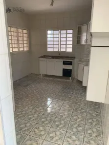 Casa com 3 Quartos para alugar, 192m² no Jardim Fortaleza, Paulínia