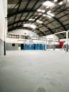 Galpão/Depósito/Armazém para venda ou aluguel, 840m² no Vila Anastácio, São Paulo