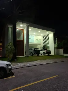 Casa de Condomínio com 4 Quartos à venda, 418m² no Candelária, Natal
