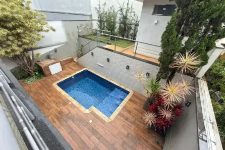 Casa de Condomínio com 3 Quartos à venda, 280m² no Morro Branco, Itaquaquecetuba