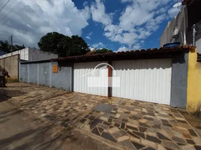 Casa com 3 Quartos à venda, 400m² no JK, Sete Lagoas