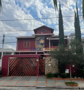 Sobrado com 4 Quartos à venda, 262m² no Jardim São Carlos, Campinas