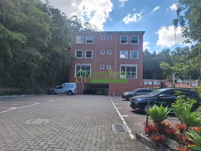Sala Comercial para alugar, 30m² no Quarteirão Brasileiro, Petrópolis