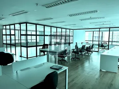 Sala Comercial para venda ou aluguel, 390m² no Vila Olímpia, São Paulo