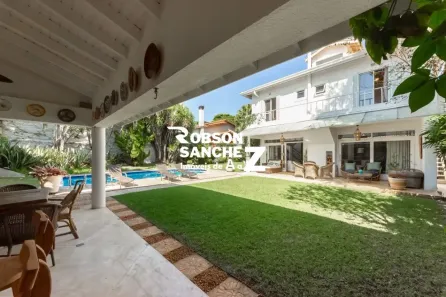 Casa com 5 Quartos à venda, 515m² no Jardim Hípico, São Paulo
